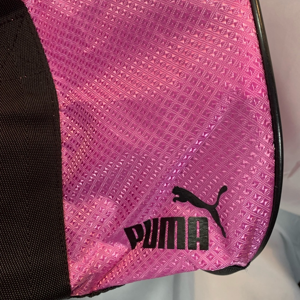 NWT PUMA Women’s Evercat Jolt Duffel Bag - Picture 6 of 13